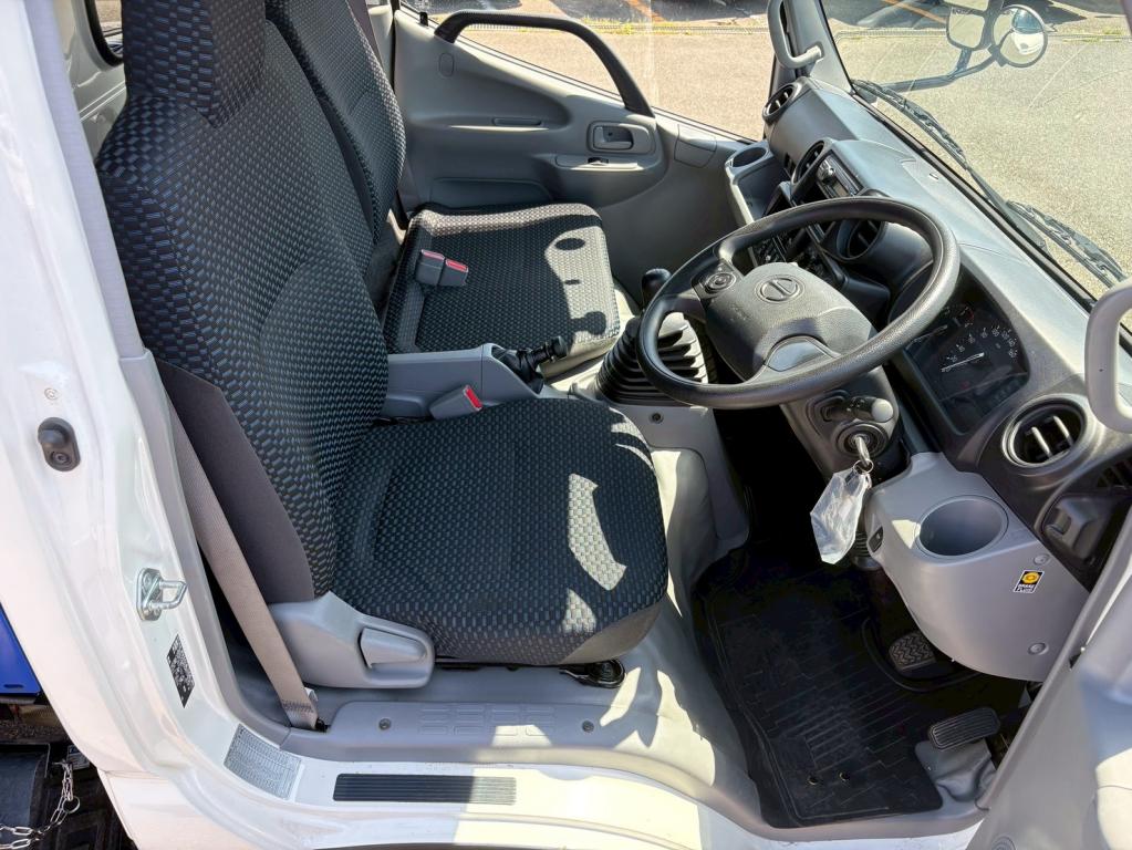 日野 デュトロ 2KG-XZU650M(2WD)の写真21