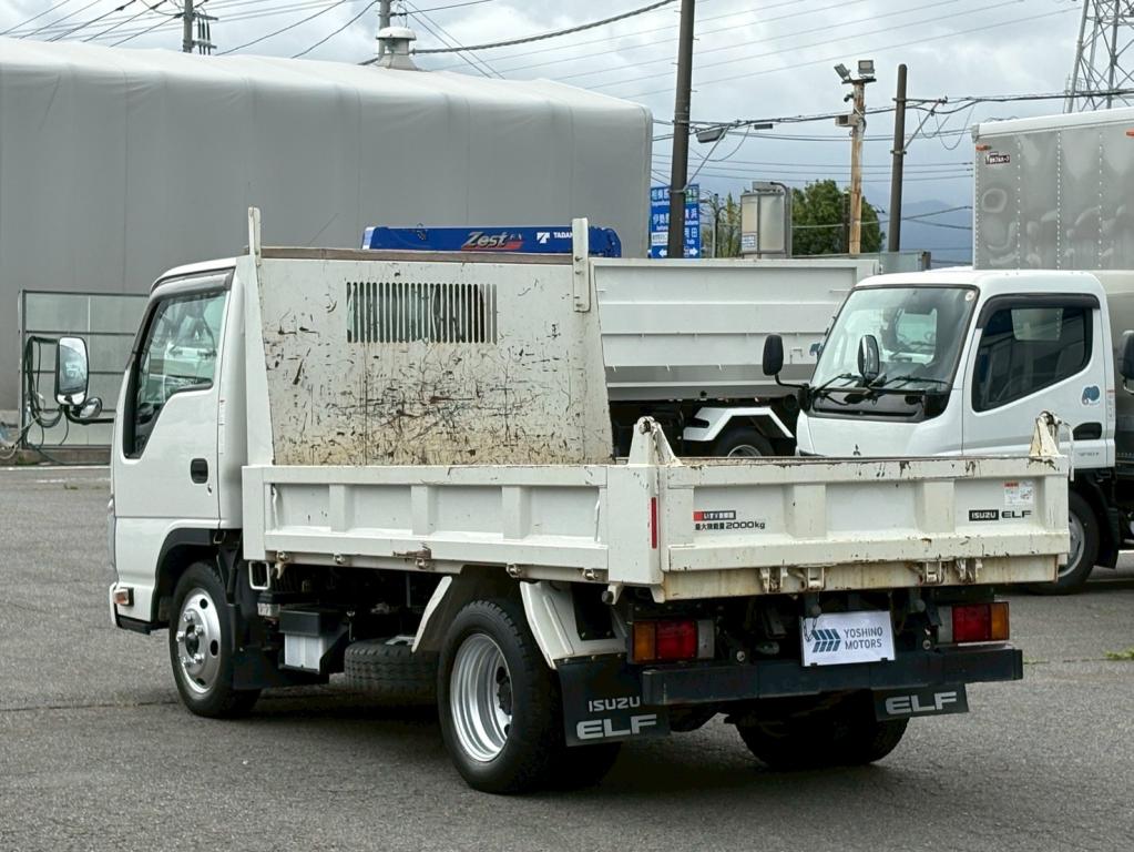 いすゞ エルフ 2RG-NJR88AD(2WD)の写真3