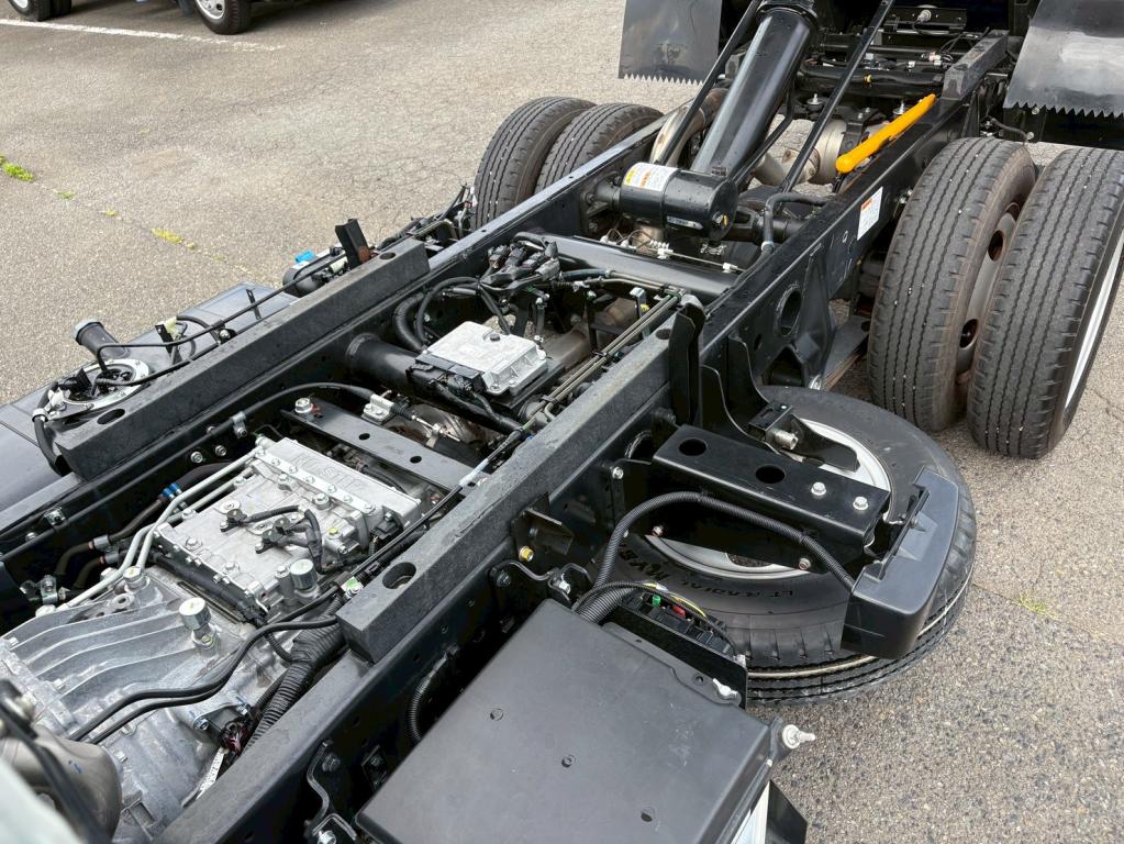 三菱 キャンター 2RG-FBA60(2WD)の写真14