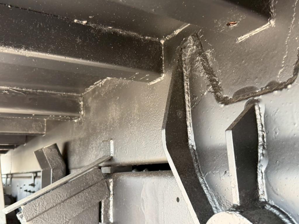 UD クオン LDG-CD5ZL(6x2)の写真17
