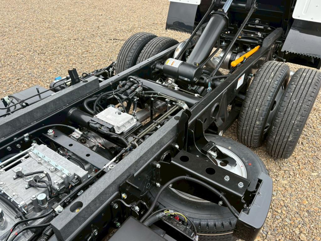 三菱 キャンター 2RG-FBA30(2WD)の写真13