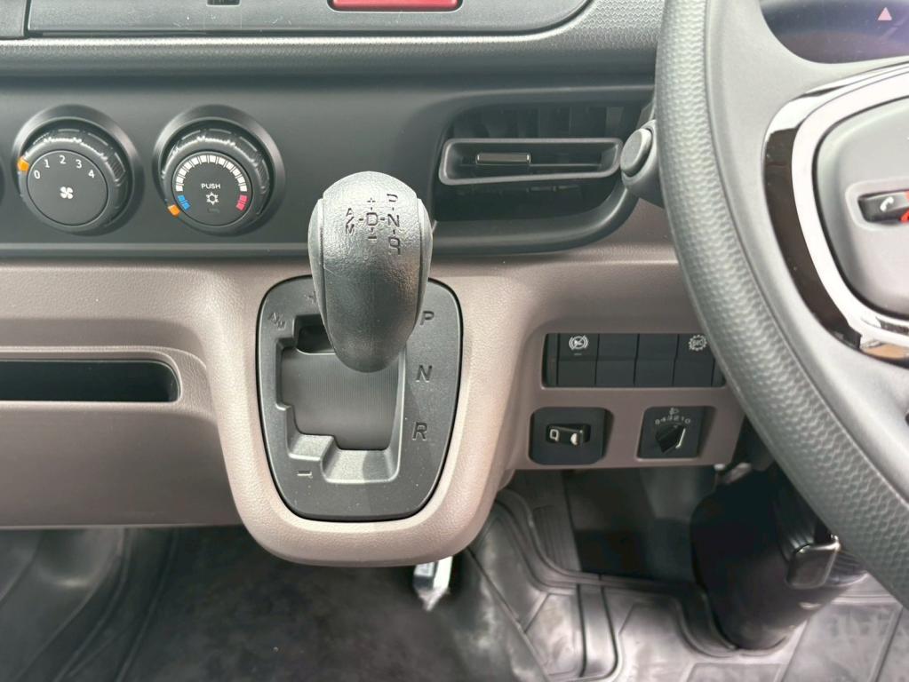 三菱 キャンター 2RG-FBA30(2WD)の写真22