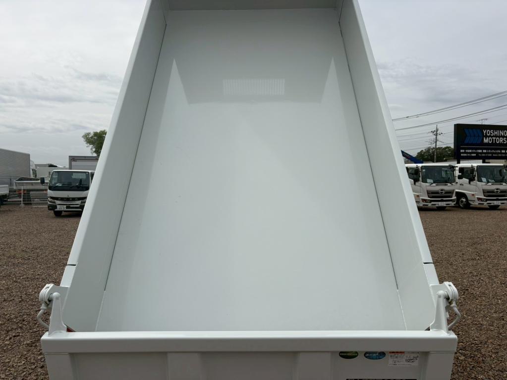 三菱 キャンター 2RG-FBA60(2WD)の写真7