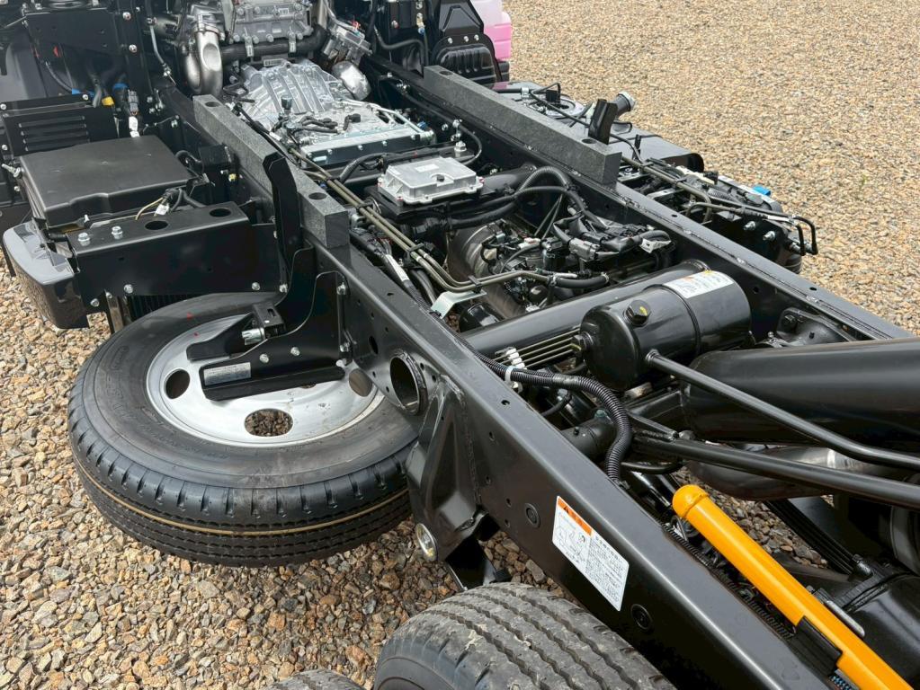 三菱 キャンター 2RG-FBA60(2WD)の写真14