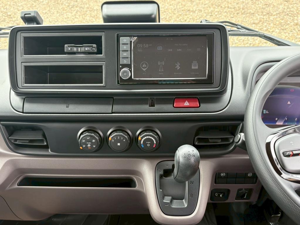 三菱 キャンター 2RG-FBA60(2WD)の写真21