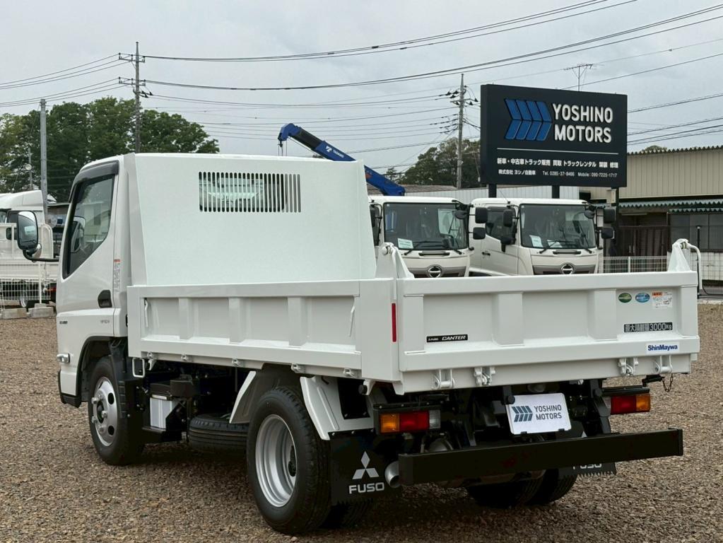 三菱 キャンター 2RG-FBA60(2WD)の写真3