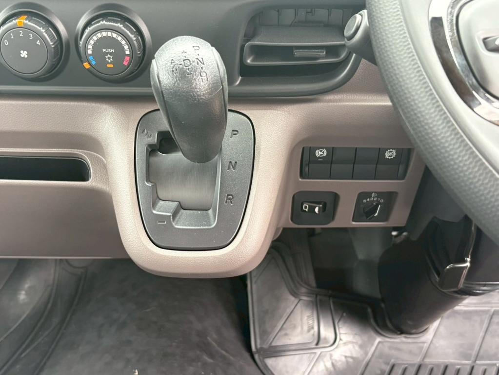 三菱 キャンター 2RG-FBA60(2WD)の写真23