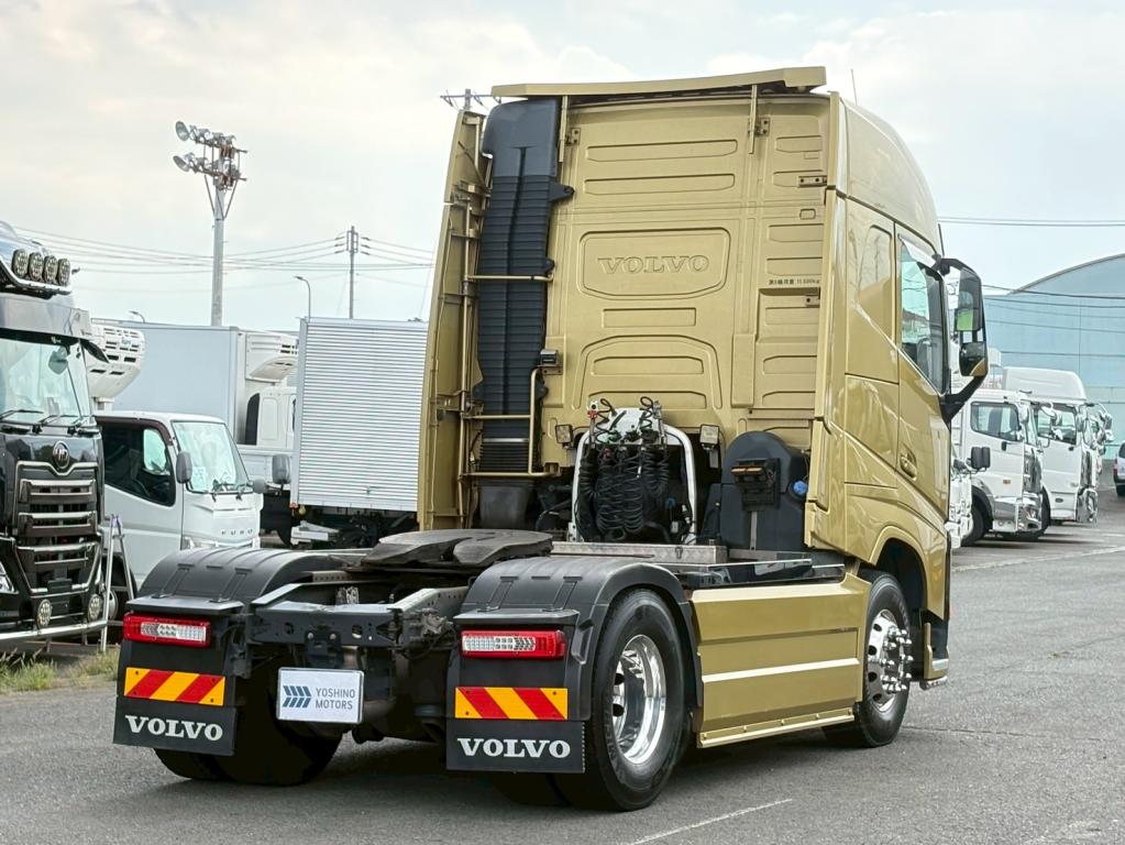 ボルボ その他 2DG-KA2TEA1(2WD)の写真4