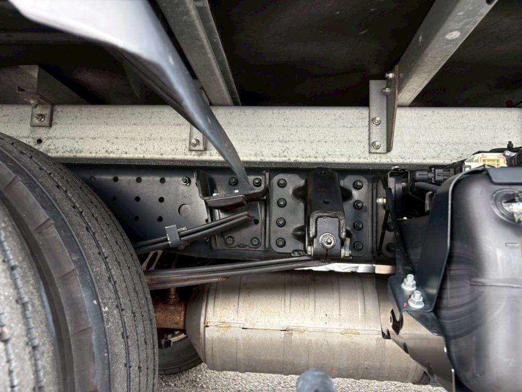三菱 キャンター 2RG-FEB80(2WD)の写真15