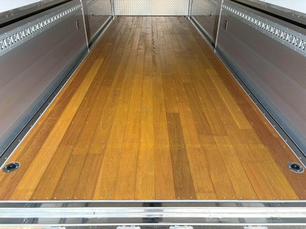 三菱 ファイター 2KG-FK65F(2WD)の写真8