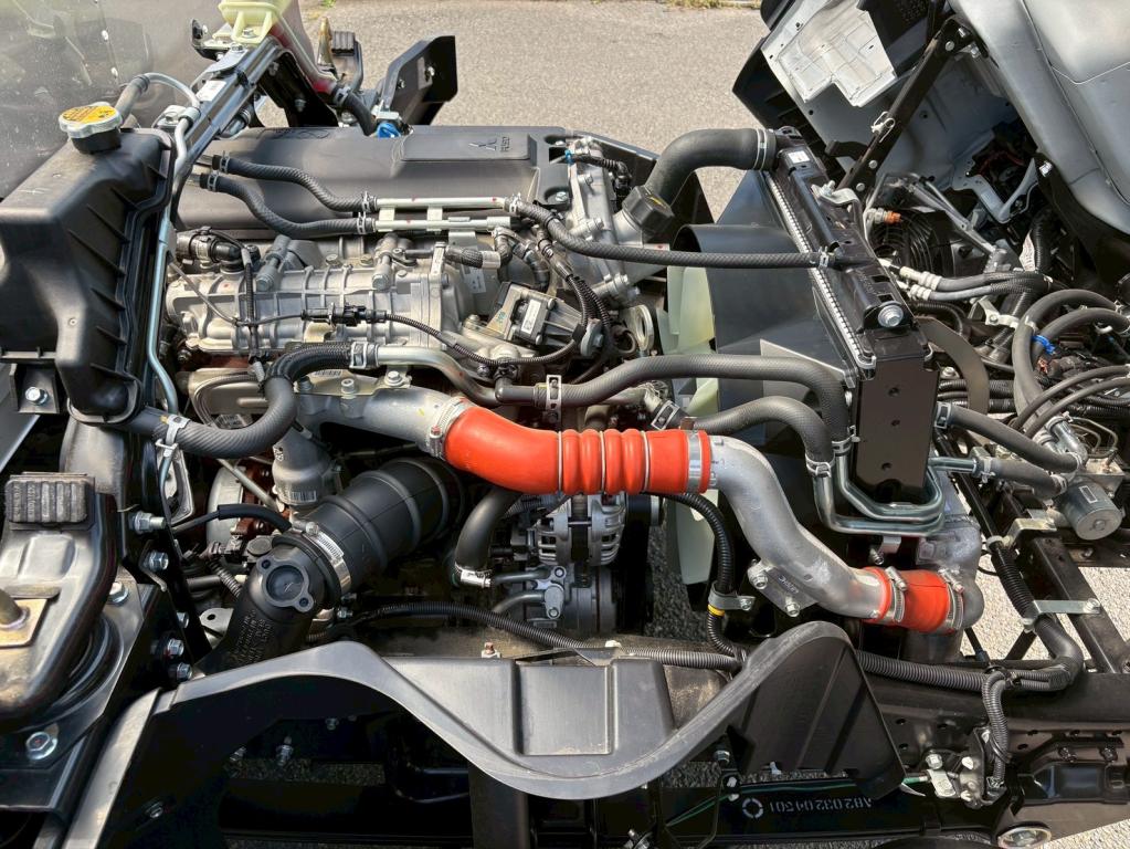 三菱 キャンター 2RG-FEB80(2WD)の写真19