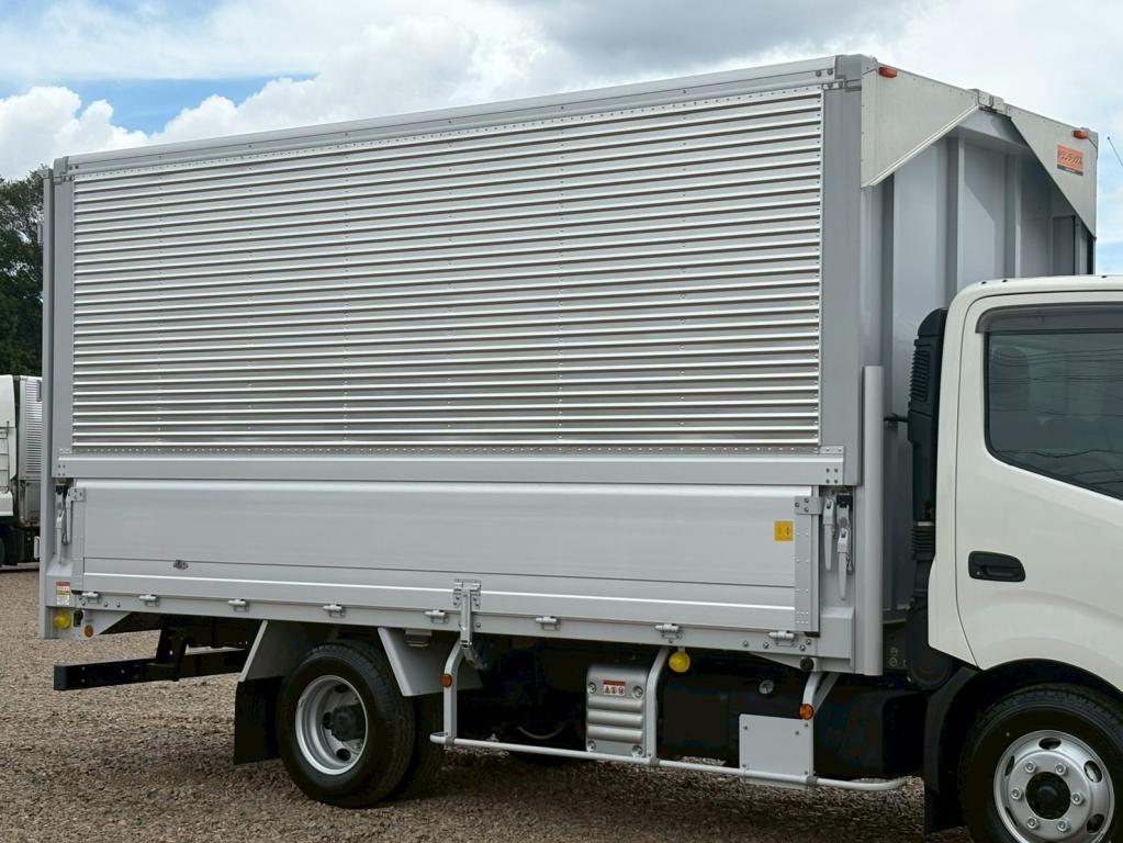 日野 デュトロ 2KG-XZU712M(2WD)の写真5