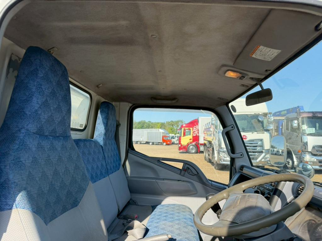 三菱 キャンター KK-FE73EB(2WD)の写真24
