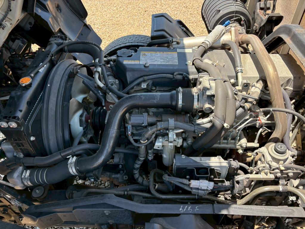 いすゞ フォワード PDG-FRR34S2(2WD)の写真18