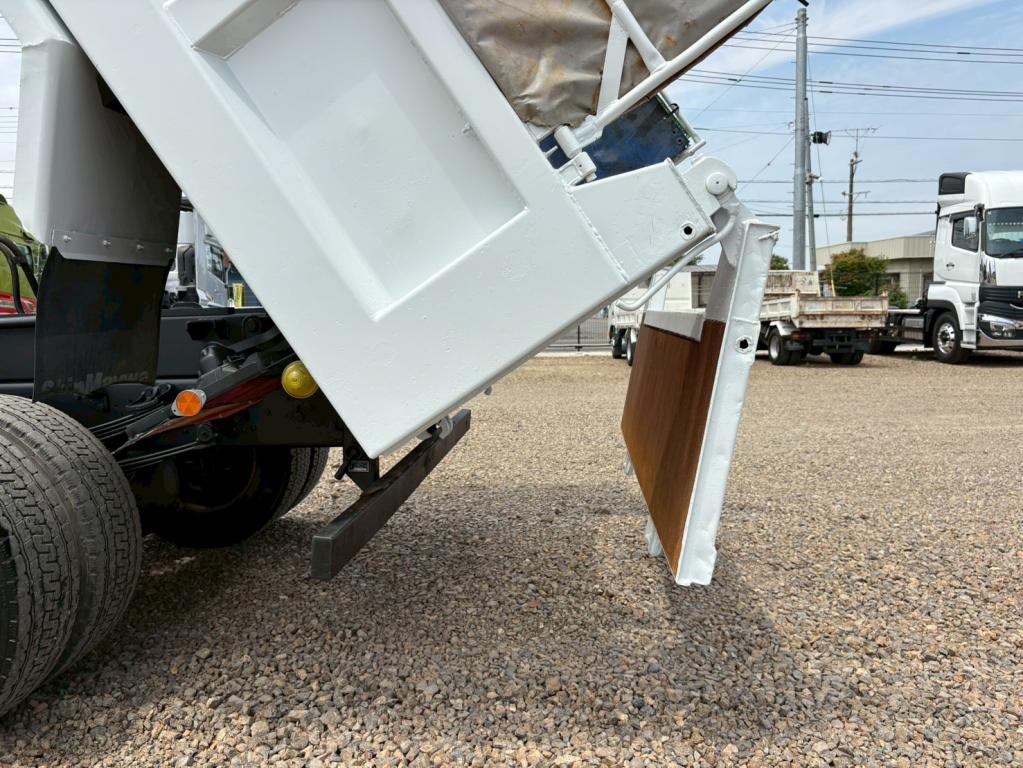 三菱 ファイター QKG-FK62FZ(2WD)の写真12