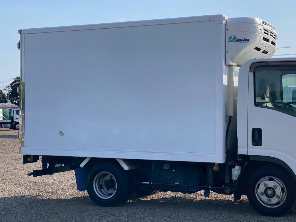 いすゞ エルフ TPG-NLR85AN(2WD)の写真5