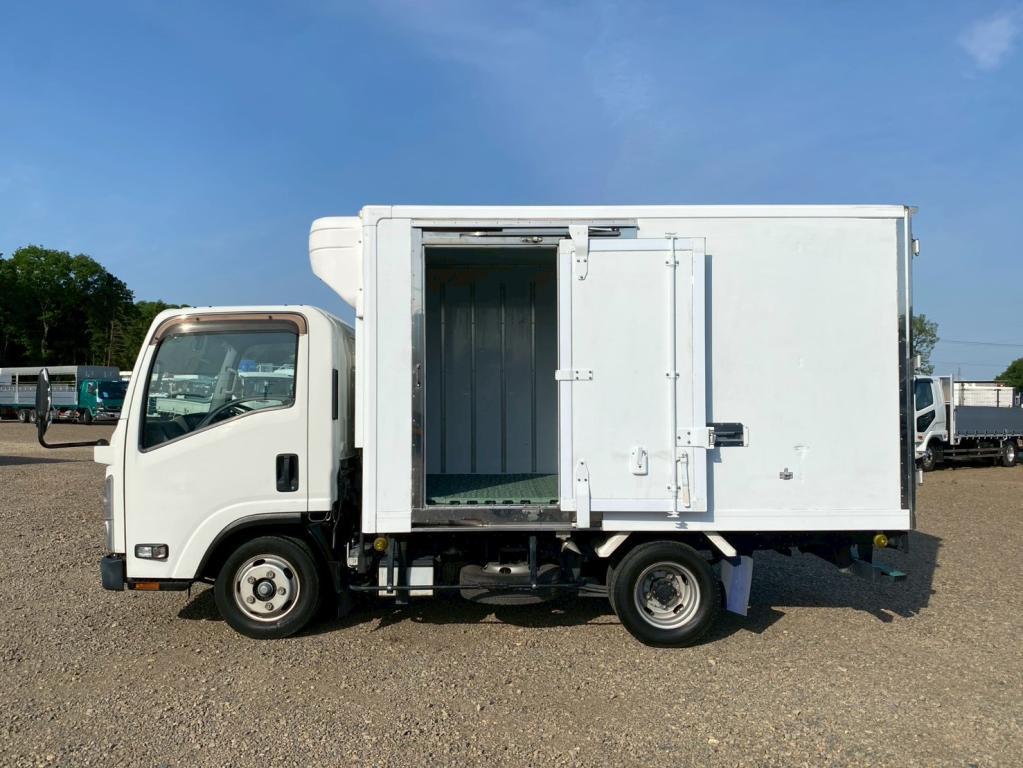 いすゞ エルフ TPG-NLR85AN(2WD)の写真15