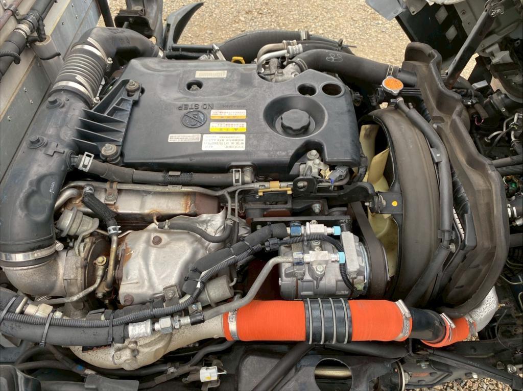 いすゞ エルフ TPG-NLR85AN(2WD)の写真19