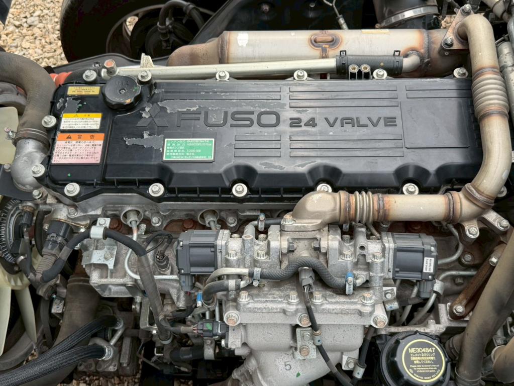 三菱 ファイター 2KG-FK62F(2WD)の写真18