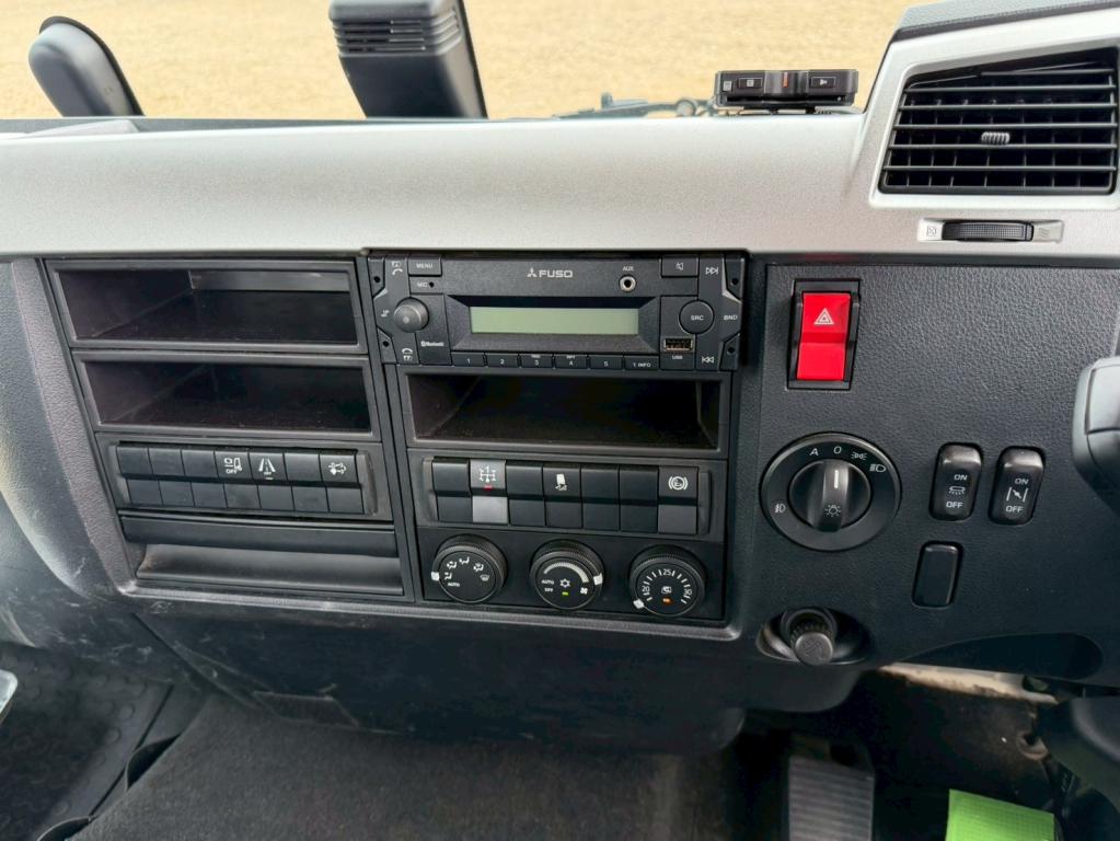 三菱 ファイター 2KG-FK62F(2WD)の写真22