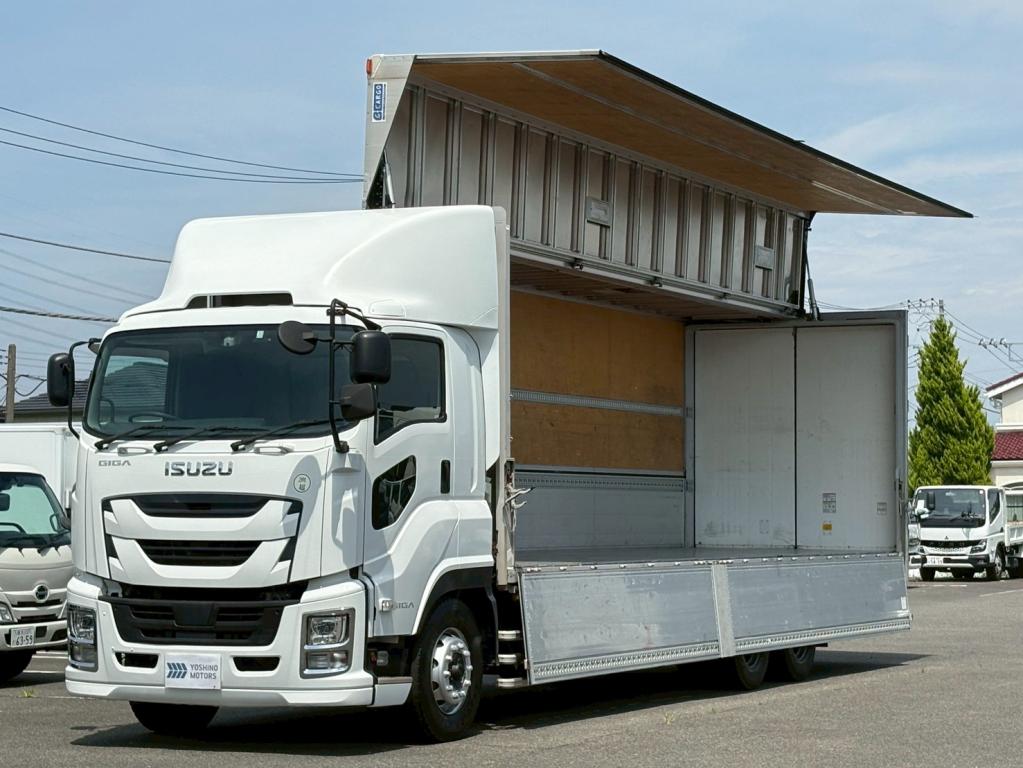 いすゞ ギガ 2PG-CYL77C(6x2)の写真13