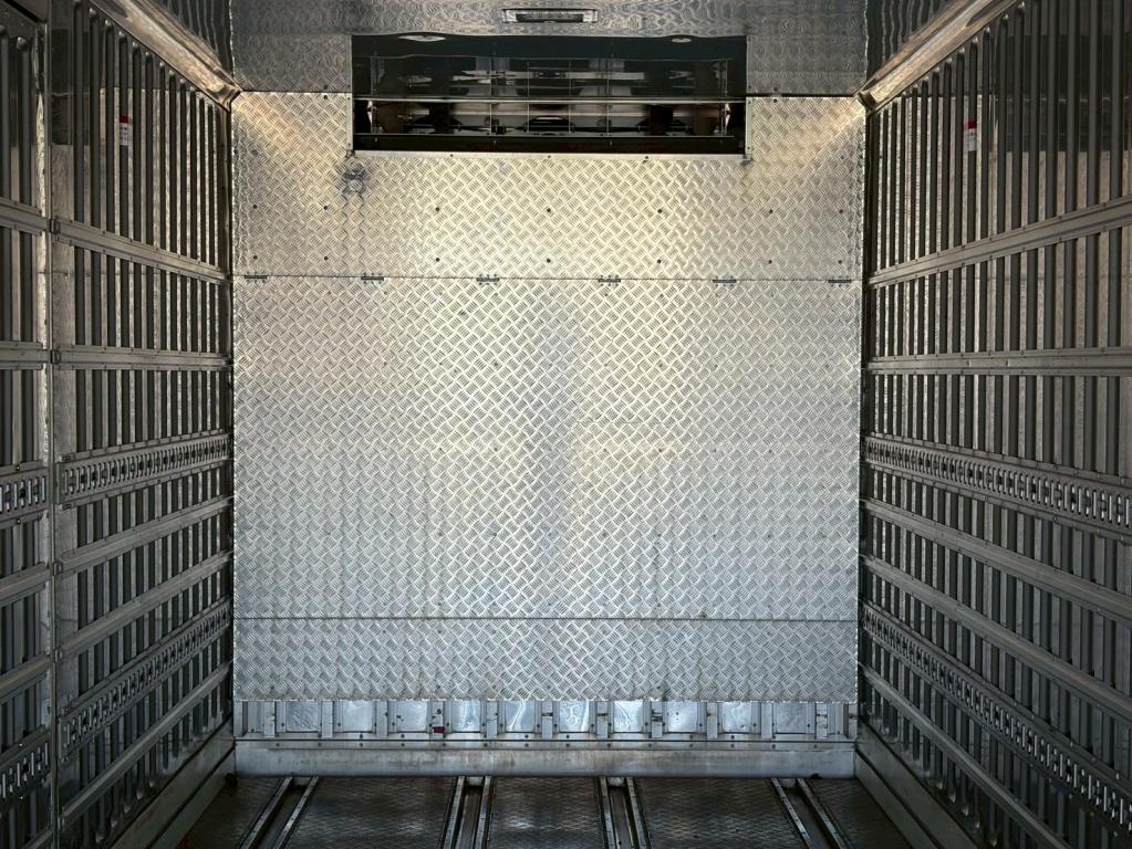 ＵＤ クオン QKG-CG5ZA(8x4)の写真7