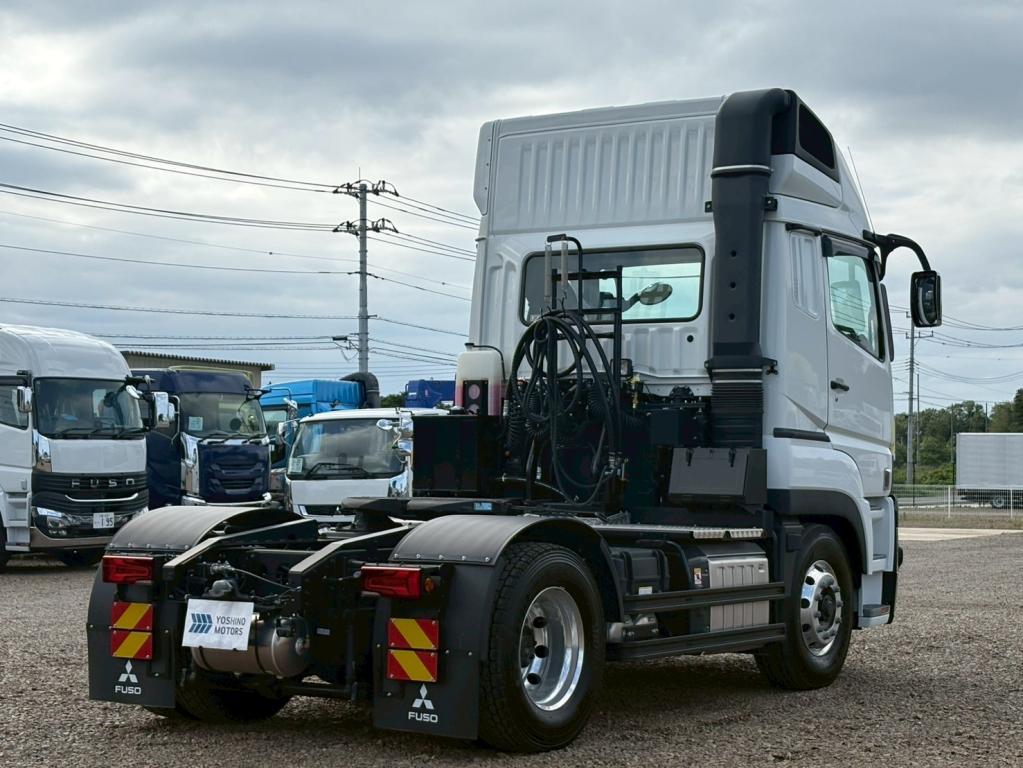 三菱 スーパーグレート 2RG-FP84VDR(2WD)の写真4