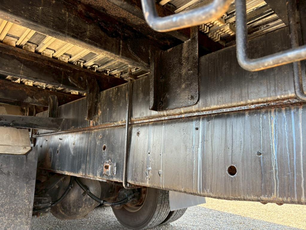 日野 プロフィア ADG-FS1EWYA(6x4)の写真15