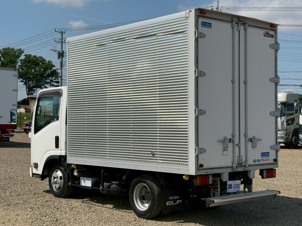 いすゞ エルフ 2RG-NLR88AN(2WD)の写真3