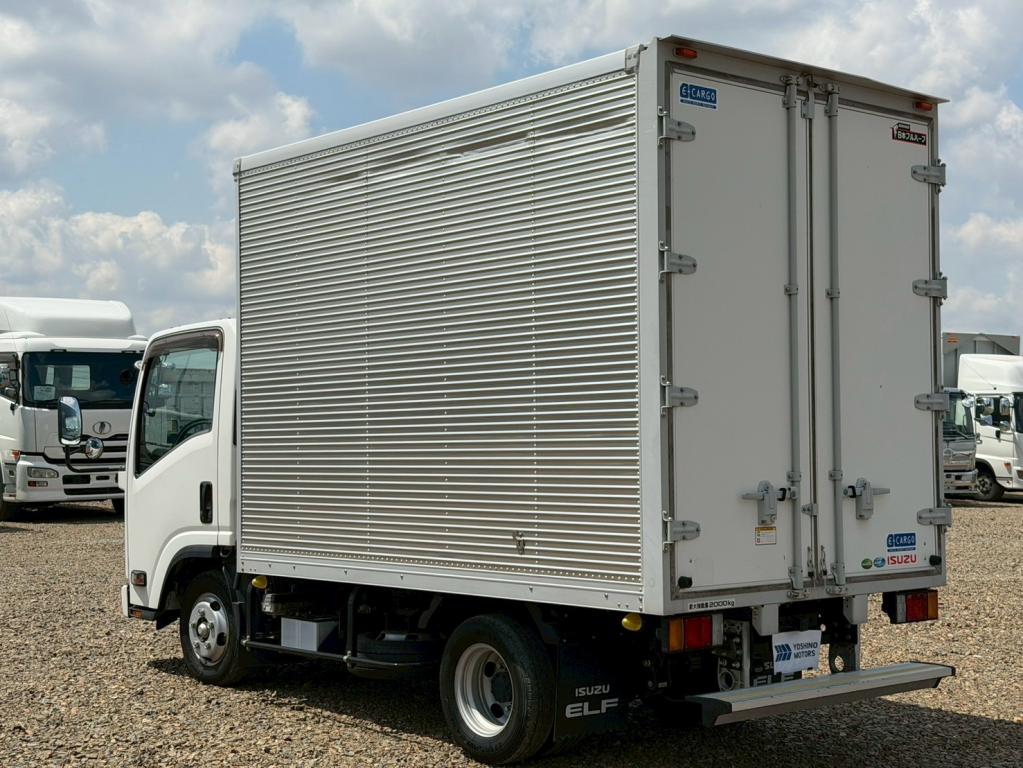 いすゞ エルフ 2RG-NLR88AN(2WD)の写真3