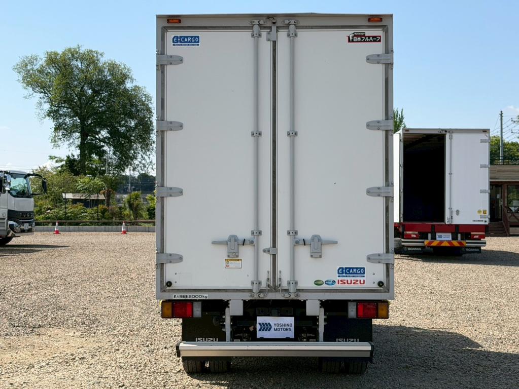いすゞ エルフ 2RG-NLR88AN(2WD)の写真13