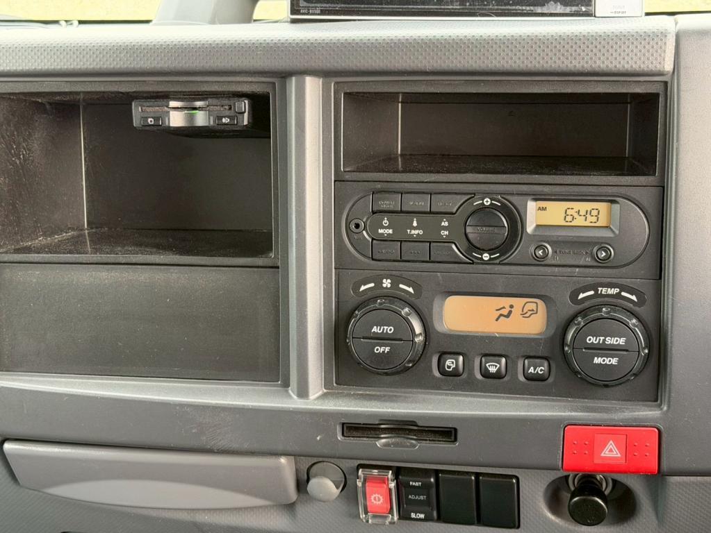 いすゞ エルフ 2SG-NPR88AN(2WD)の写真22