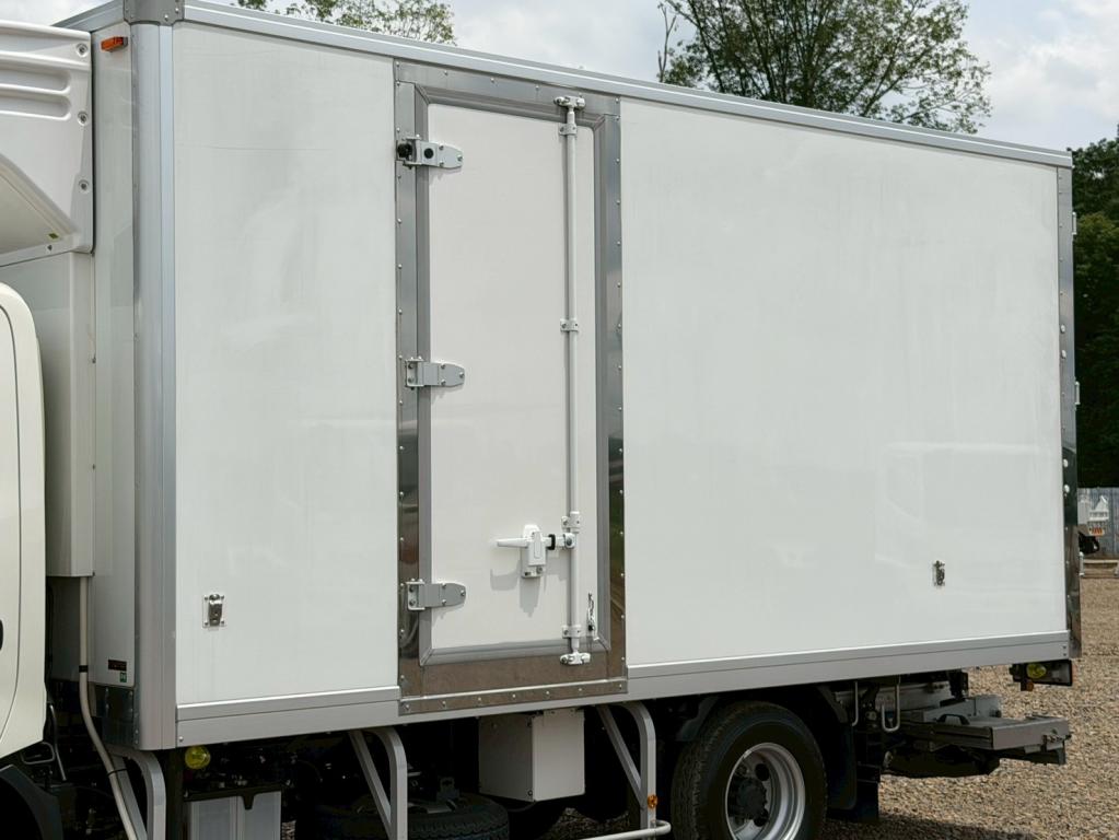 日野 デュトロ 2KG-XZU712M(2WD)の写真6