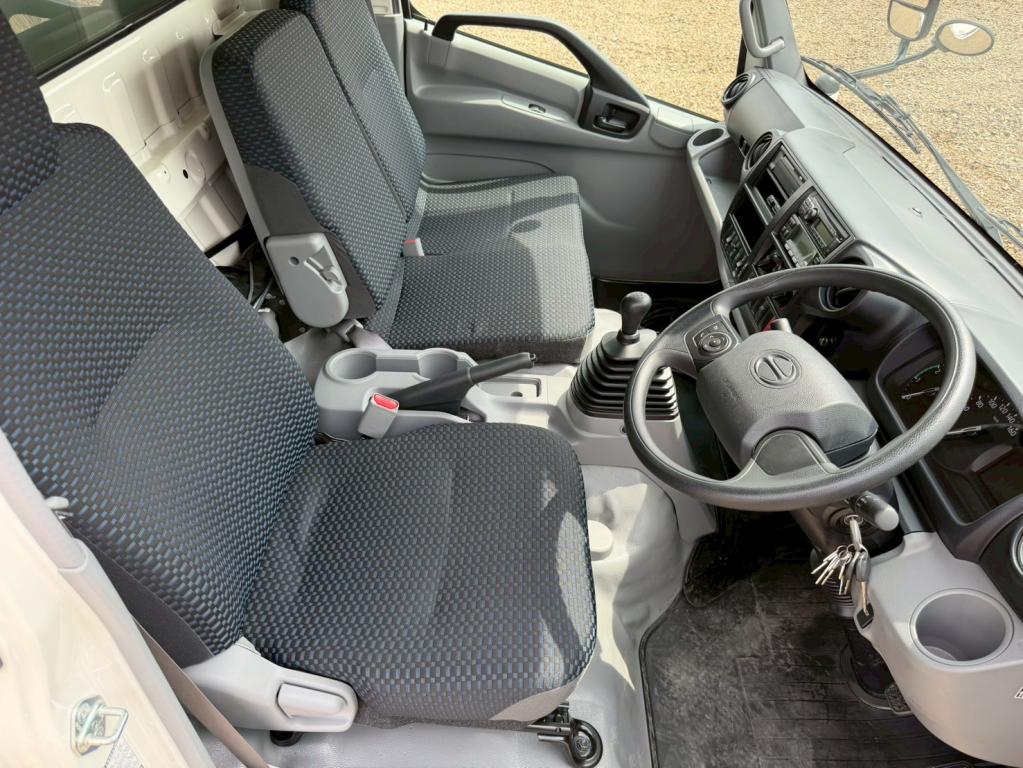 日野 デュトロ 2KG-XZU712M(2WD)の写真21