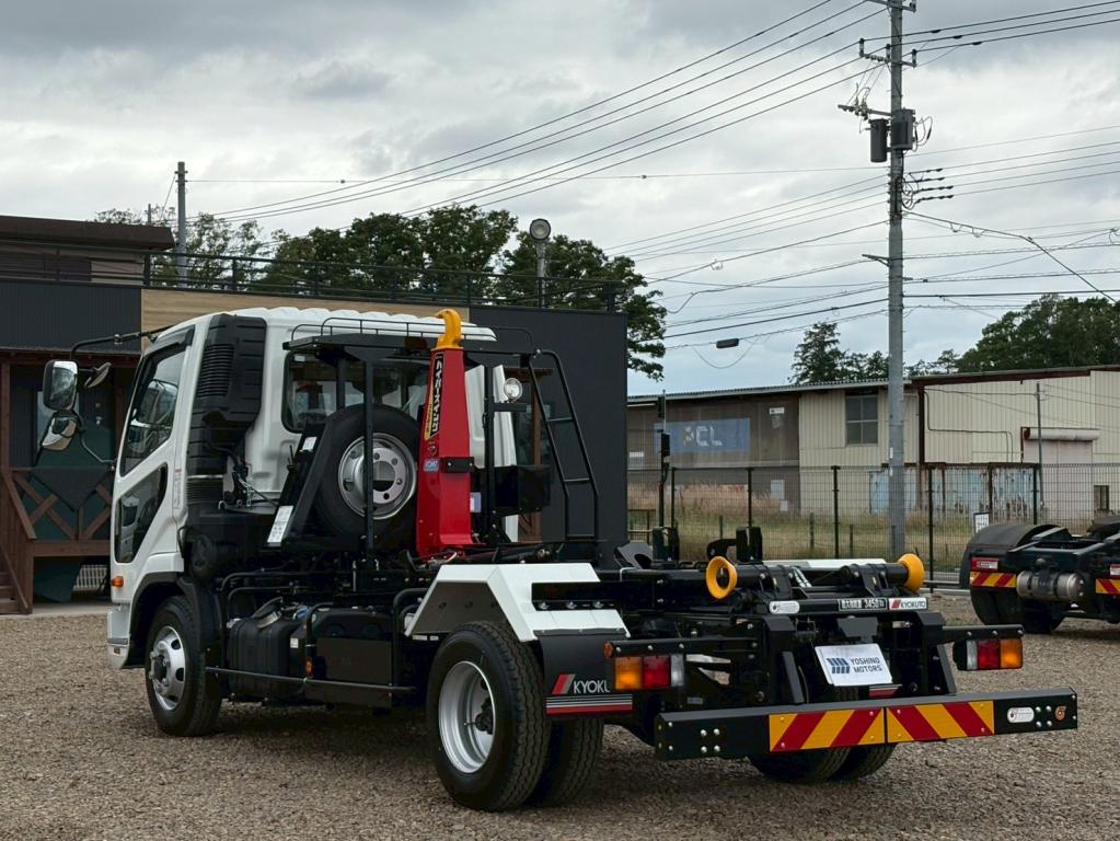 三菱 ファイター 2KG-FK72F(2WD)の写真3
