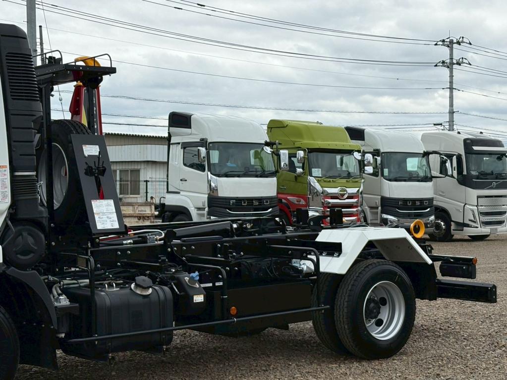 三菱 ファイター 2KG-FK72F(2WD)の写真6