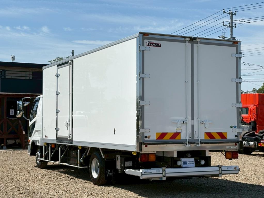 三菱 ファイター 2KG-FK65F(2WD)の写真3