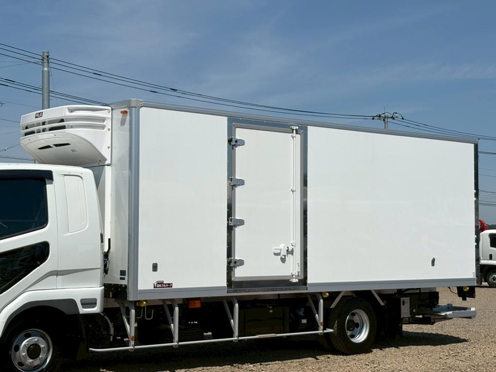 三菱 ファイター 2KG-FK65F(2WD)の写真6