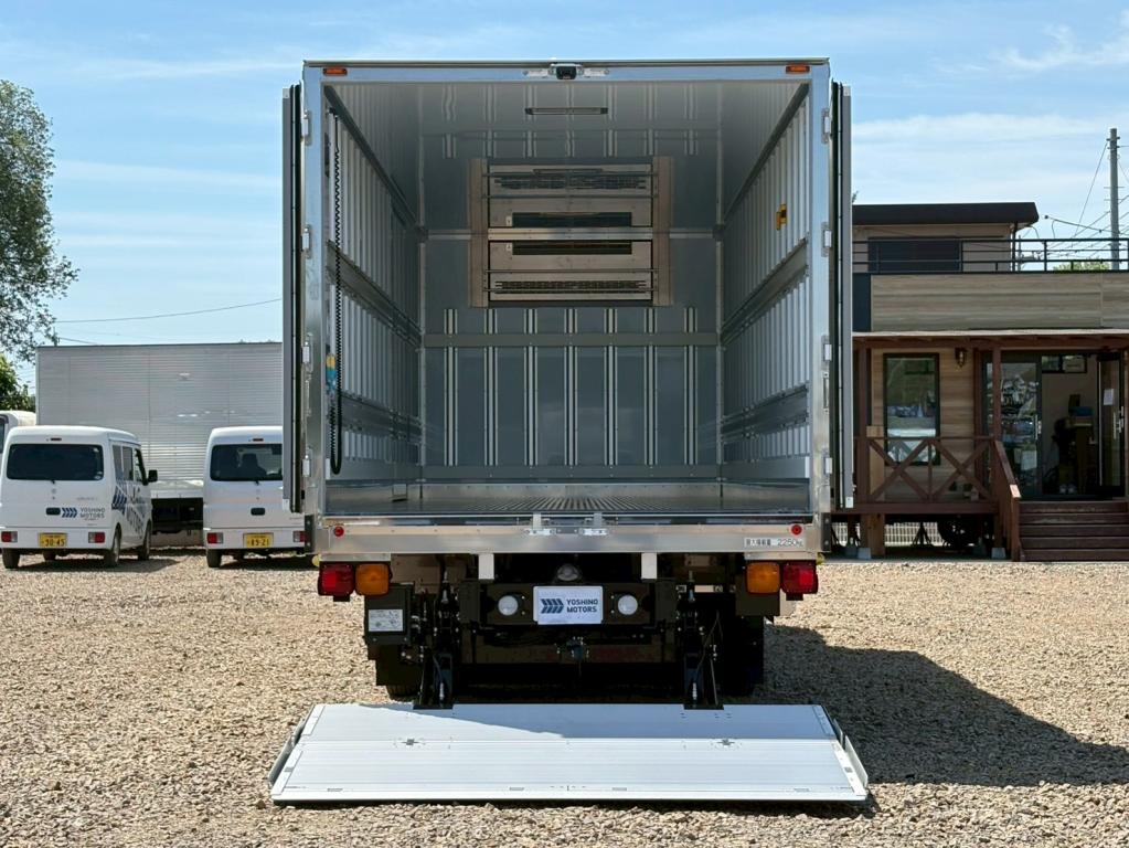 三菱 ファイター 2KG-FK65F(2WD)の写真11