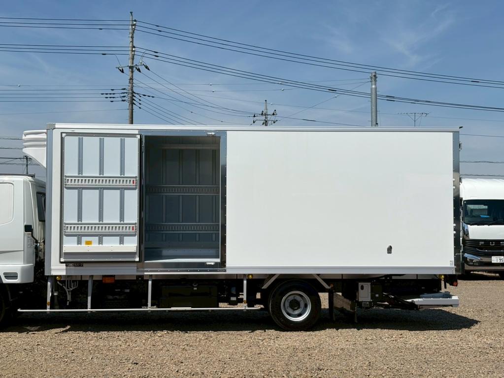 三菱 ファイター 2KG-FK65F(2WD)の写真14