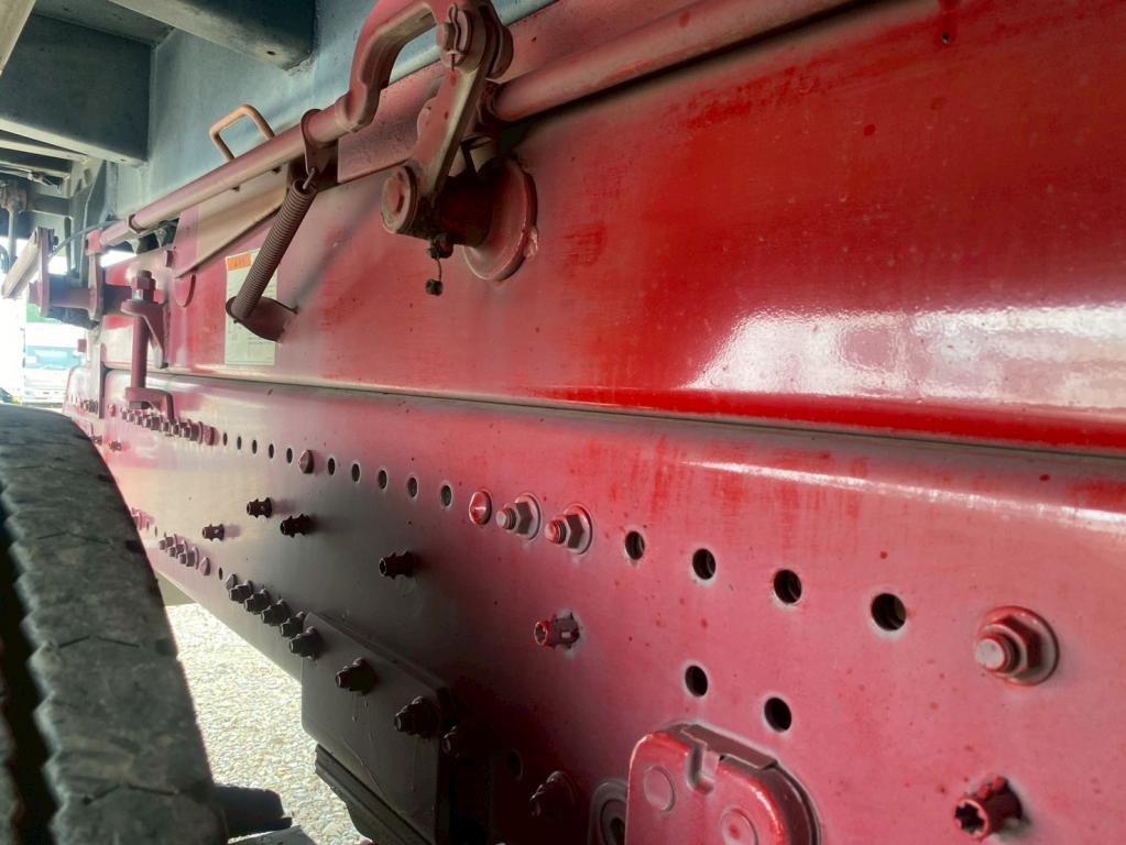 日野 プロフィア 2DG-FS1AJA(6x4)の写真17