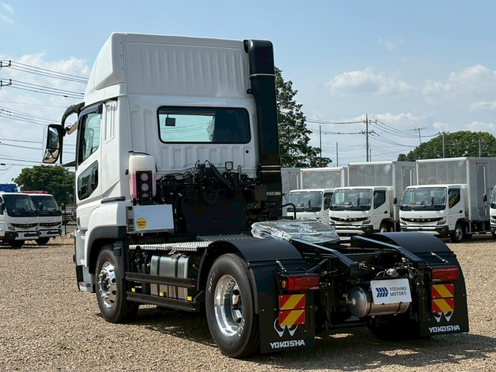 三菱 スーパーグレート 2RG-FP84VER(2WD)の写真2