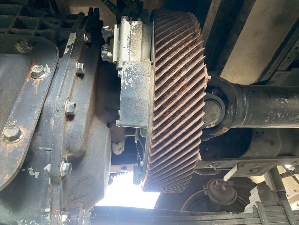 いすゞ ギガ 2PG-CYJ77C(8x4)の写真17