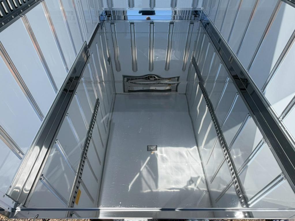三菱 キャンター 2RG-FBA20(2WD)の写真7