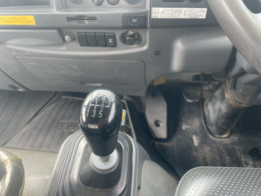 いすゞ フォワード TKG-FRR90S1(2WD)の写真23