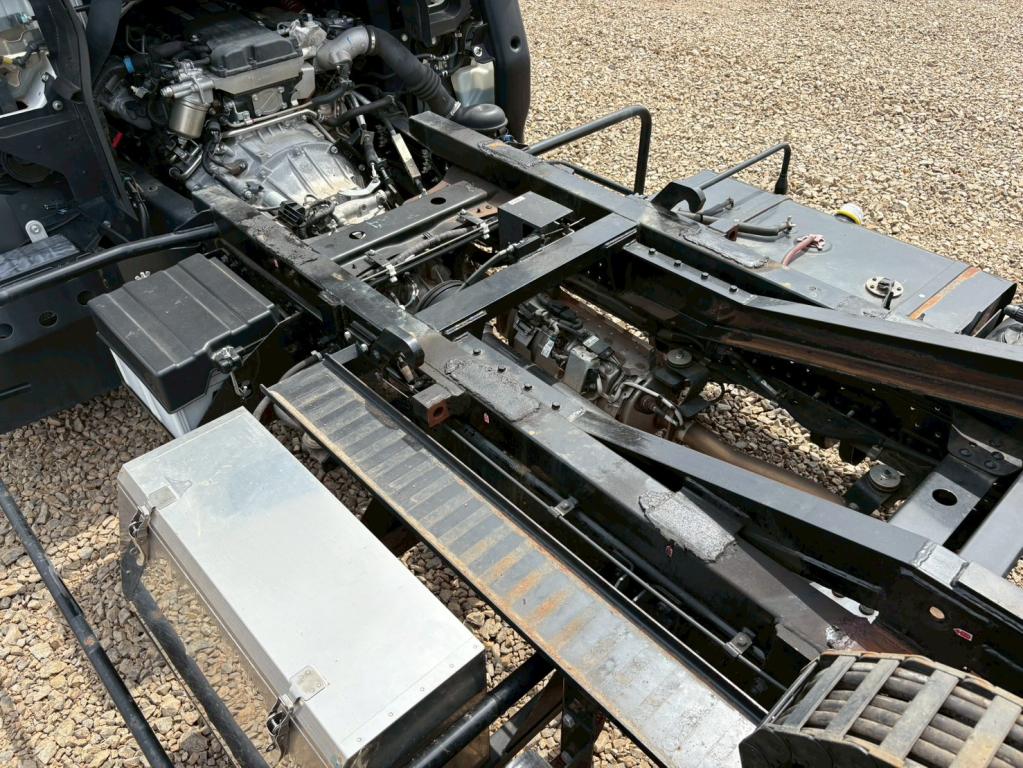 いすゞ エルフ 2RG-NPR88AN(2WD)の写真14