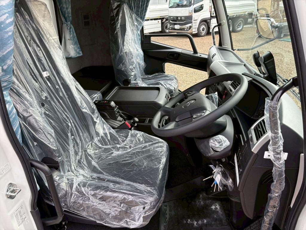 三菱 ファイター 2KG-FK65F(2WD)の写真21