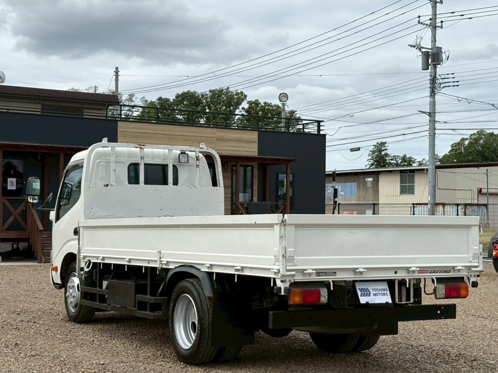 日野 デュトロ 2RG-XZU655M(2WD)の写真3