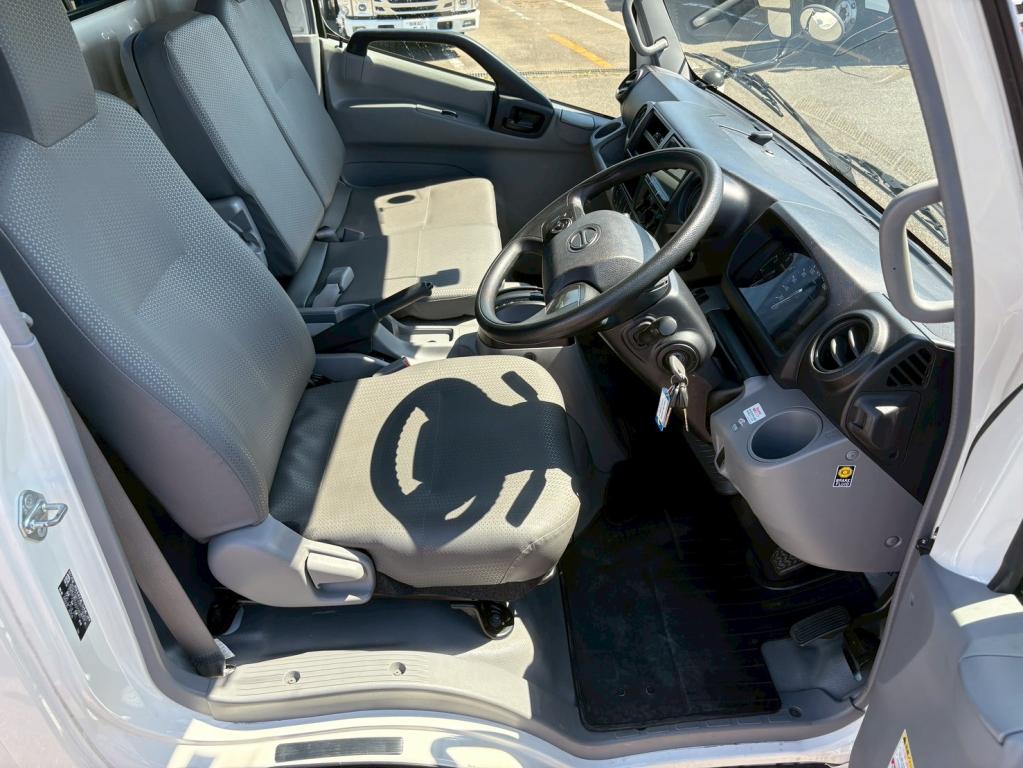 日野 デュトロ 2KG-XZU722M(2WD)の写真21