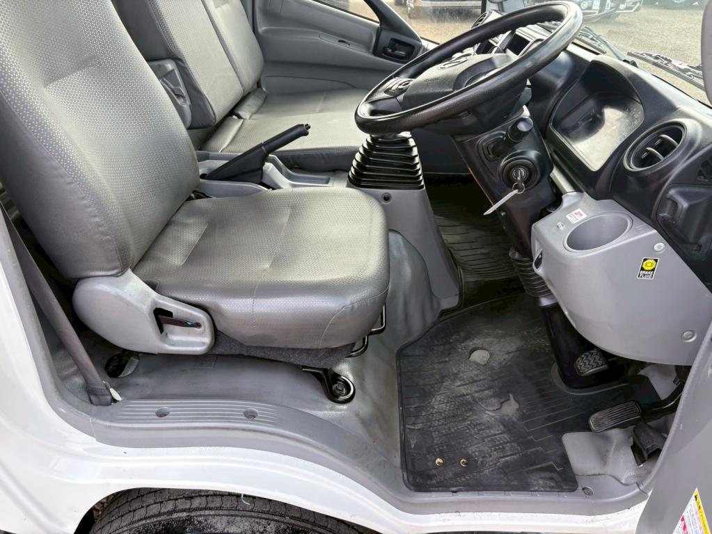 日野 デュトロ 2KG-XZU722M(2WD)の写真21